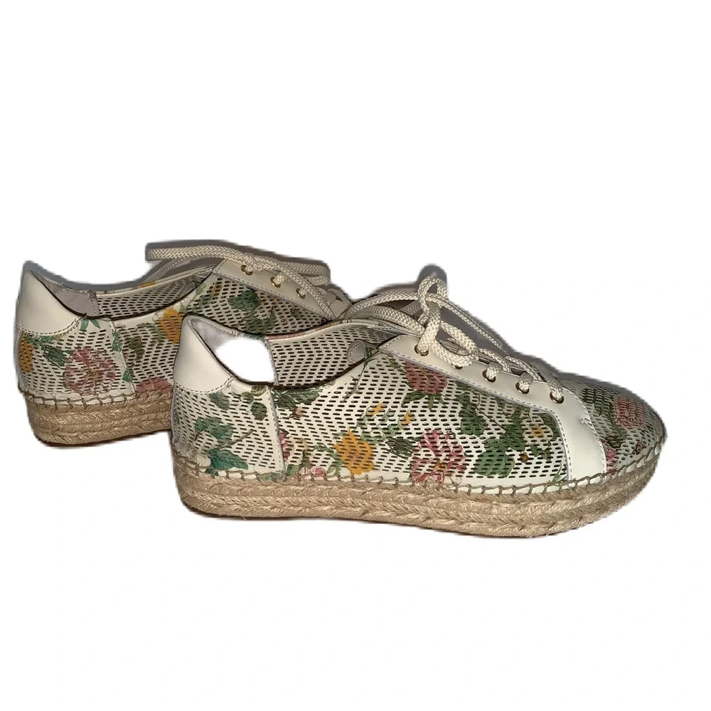 Vince Camuto Joellan Leather Perforated Floral Espadrille Sneaker Size 9M